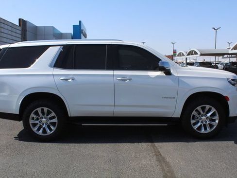 Used 2023 Chevrolet Tahoe Premier w/ Premium Package 2 AWD/4WD image 2