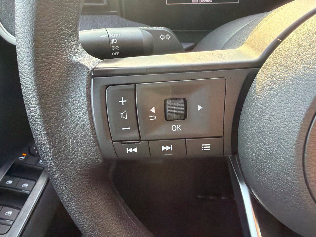 Used 2026 Nissan Kicks S FWD image 22