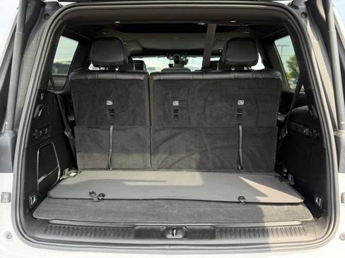 Used 2024 Jeep Wagoneer Series II AWD/4WD image 22
