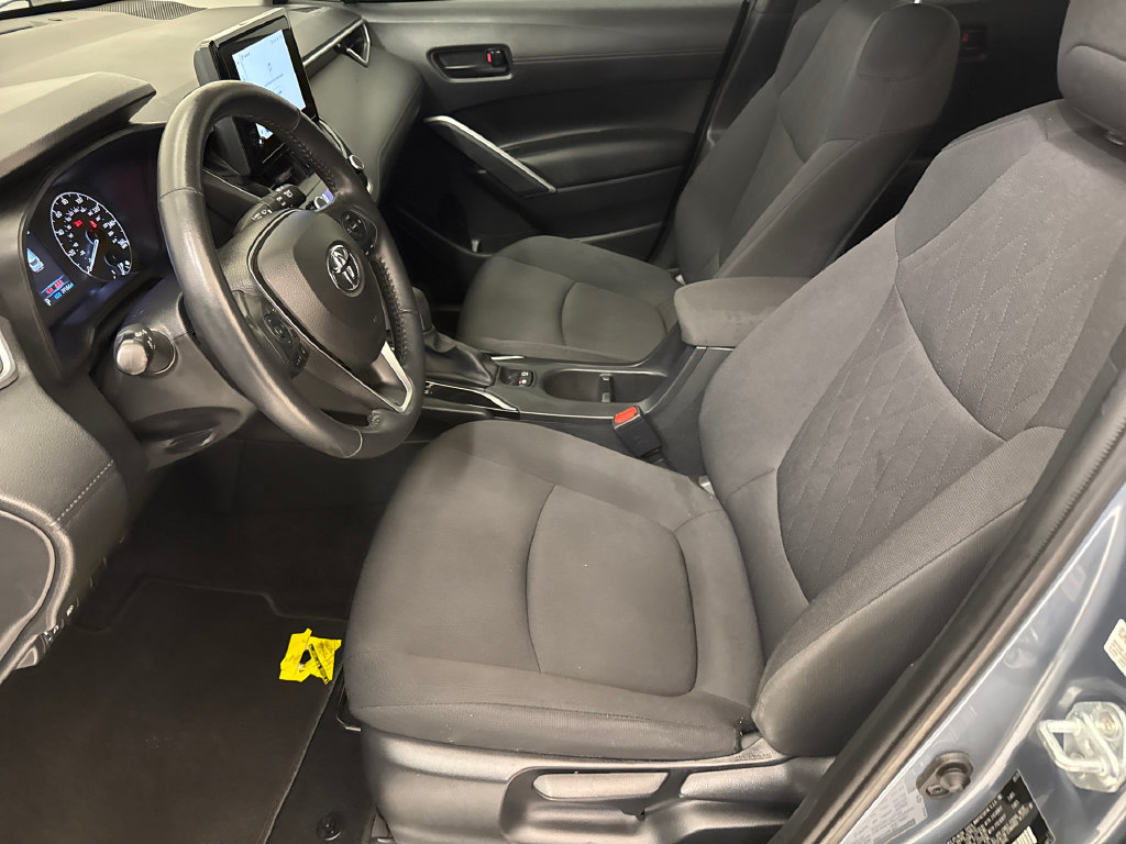 Used 2023 Toyota Corolla Cross LE FWD image 17