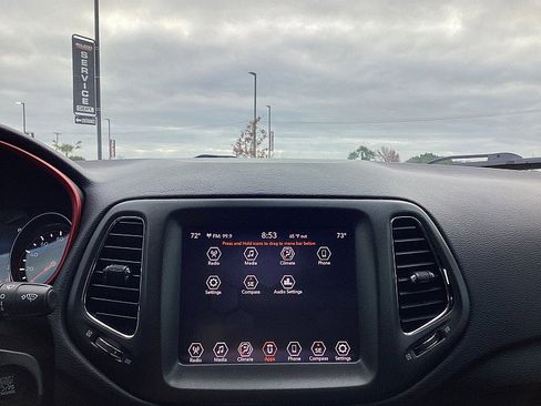 Used 2020 Jeep Compass Trailhawk image 11