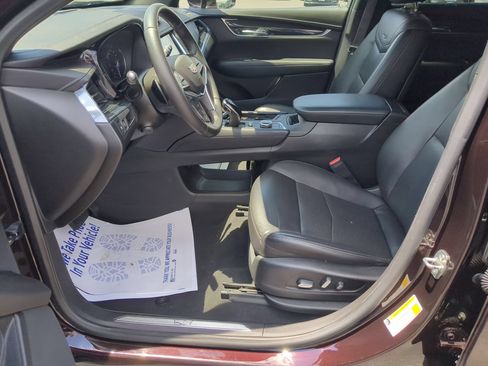 Certified 2020 Cadillac XT5 Premium Luxury AWD/4WD image 17