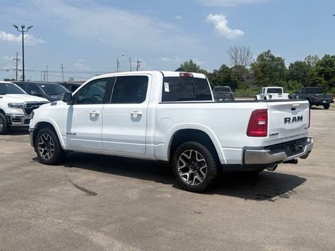 Used 2025 RAM 1500 Laramie AWD/4WD image 5