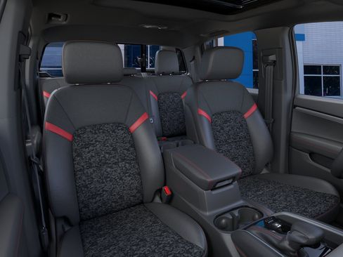 New 2025 Chevrolet Colorado Z71 w/ Midnight Edition AWD/4WD image 16