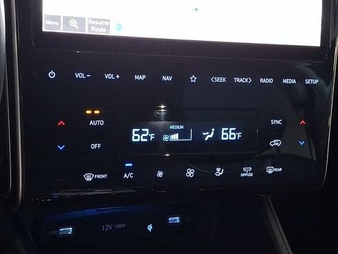 Used 2022 Hyundai Tucson Limited AWD/4WD image 17