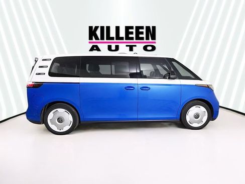 New 2025 Volkswagen ID. Buzz 1st Edition image 8