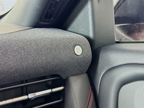 New 2026 Ford Explorer ST-Line w/ ST-Line Street Pack image 19