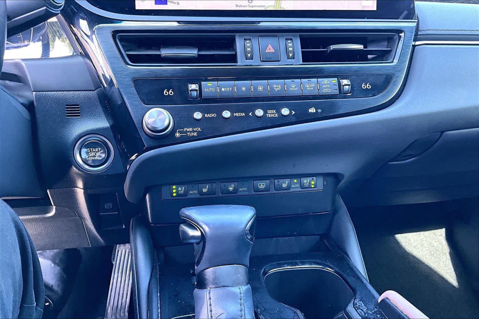 Used 2024 Lexus ES 350 Ultra Luxury w/ Accessory Package (Z2) FWD image 33