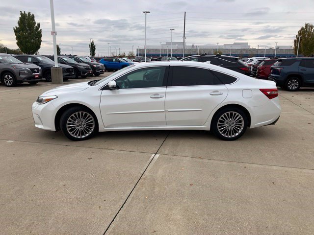Used 2017 Toyota Avalon Limited FWD image 5