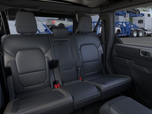 New 2026 Ford Bronco Outer Banks w/ Sasquatch Package AWD/4WD image 11