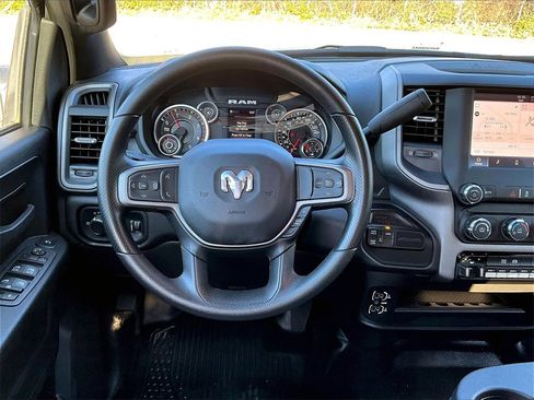 Used 2024 RAM 3500 Tradesman w/ Chrome Appearance Group image 9