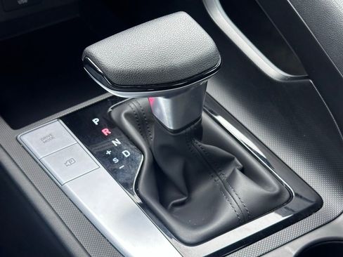 Used 2023 Hyundai Elantra SEL FWD image 32