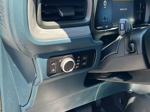Certified 2025 Ford Maverick XL FWD image 13