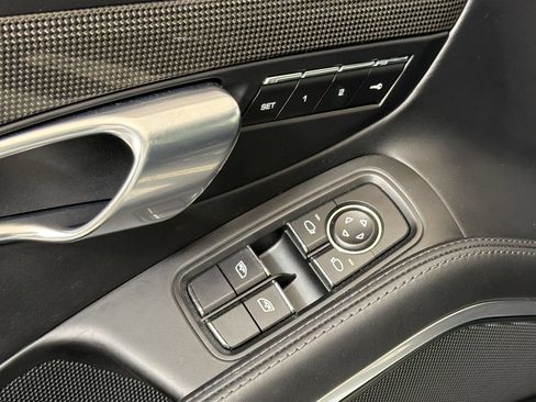 Certified 2019 Porsche 911 Carrera 4S AWD/4WD image 28