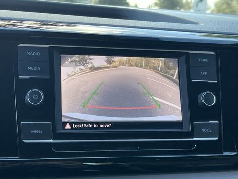 Used 2023 Volkswagen Taos S image 17