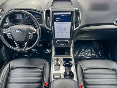 Used 2023 Ford Edge SEL image 12