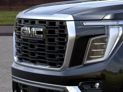 New 2026 GMC Yukon Denali AWD/4WD image 13