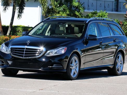 Used 2014 Mercedes-Benz E 350 4MATIC Wagon image 12