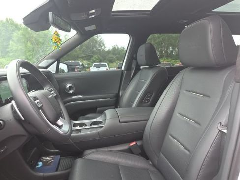 Used 2026 Hyundai Palisade Calligraphy AWD/4WD image 12