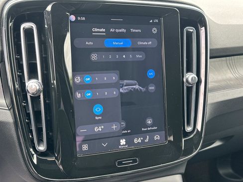 Certified 2024 Volvo XC40 Recharge Ultimate w/ Protection Package Premier image 12