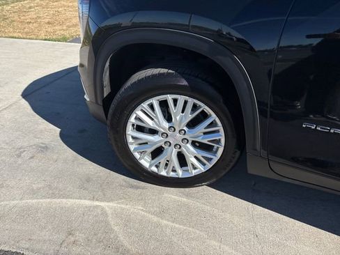Certified 2024 GMC Acadia Elevation AWD/4WD image 26