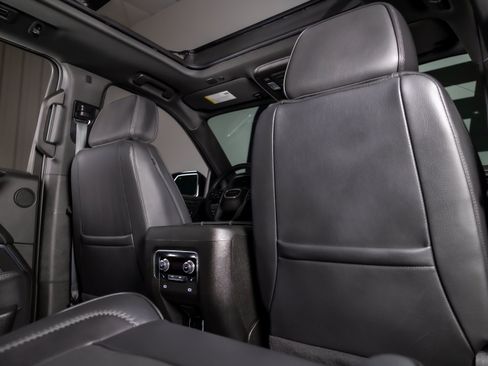 Used 2023 GMC Yukon XL Denali AWD/4WD image 26