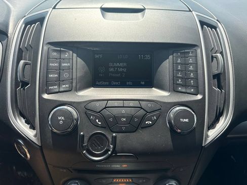 Used 2018 Ford Edge SEL FWD image 17