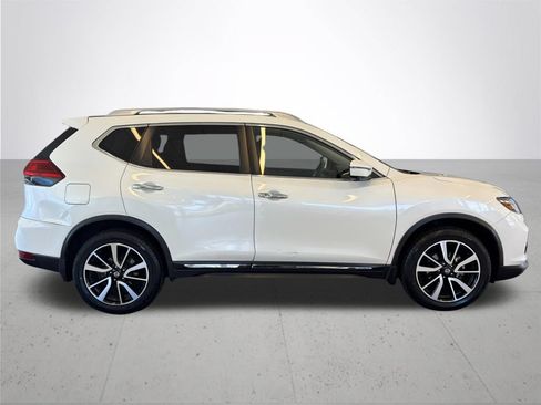 Used 2017 Nissan Rogue SL w/ SL Premium Package AWD/4WD image 7