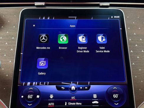 Certified 2023 Mercedes-Benz EQS 450+ SUV image 34