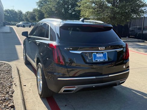 Used 2020 Cadillac XT5 Premium Luxury w/ LPO, Floor Liner Package FWD image 3