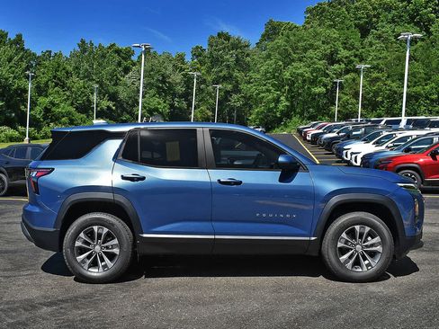 New 2026 Chevrolet Equinox LT AWD/4WD image 6