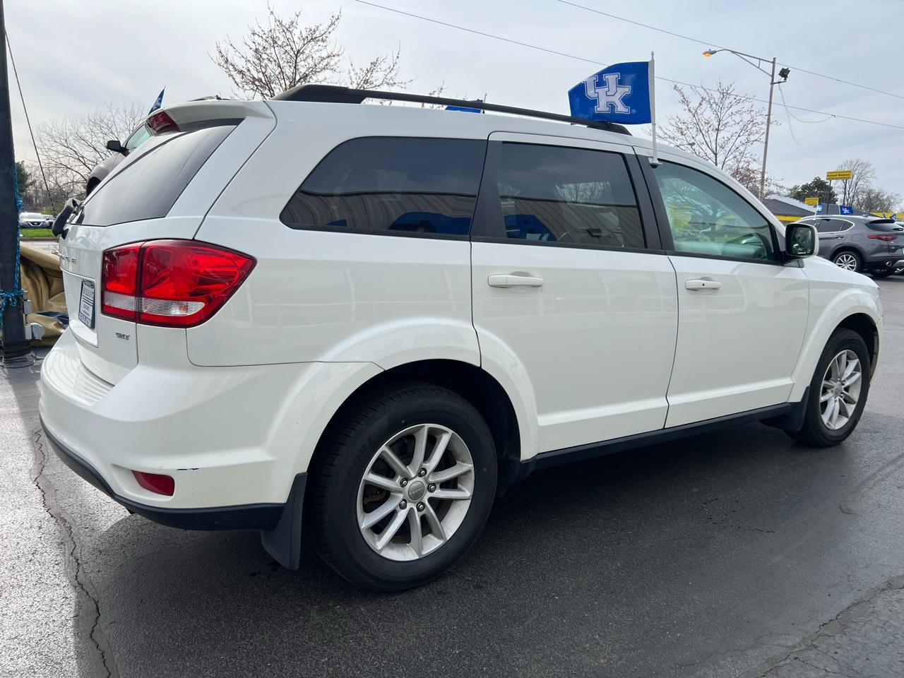 Used 2017 Dodge Journey SXT w/ Premium Group FWD image 6