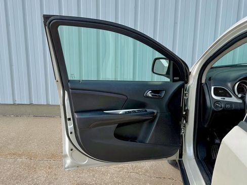 Used 2015 Dodge Journey R/T w/ Flexible Seating Group AWD/4WD image 15
