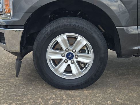 Used 2020 Ford F150 XLT w/ Equipment Group 301A Mid RWD image 12