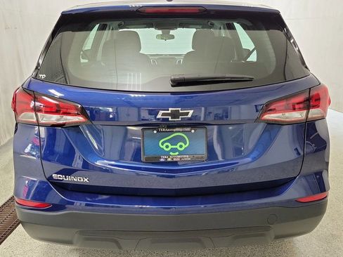Used 2023 Chevrolet Equinox LS image 5