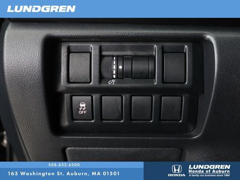 Used 2019 Subaru Crosstrek 2.0i Premium AWD/4WD image 29
