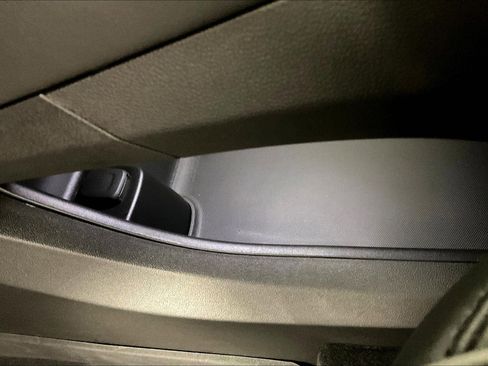 Used 2023 Buick Enclave Avenir FWD image 16