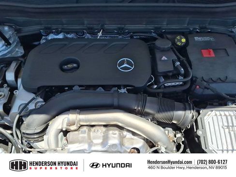 Used 2026 Mercedes-Benz GLB 250 image 14