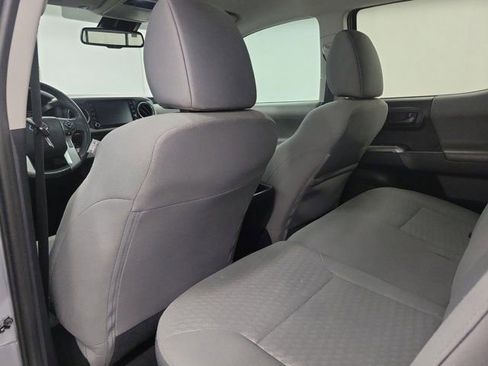 Used 2021 Toyota Tacoma SR5 RWD image 13