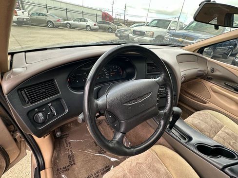 Used 1997 Ford Thunderbird LX RWD image 21