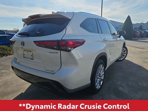 Used 2021 Toyota Highlander Limited image 8