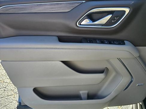 Used 2022 GMC Yukon SLT image 9