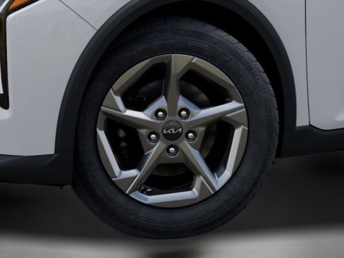 New 2026 Kia K4 FWD image 24