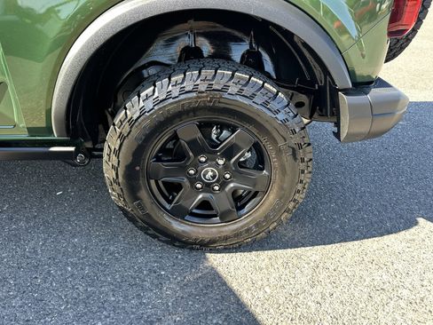 Used 2024 Ford Bronco Black Diamond image 25