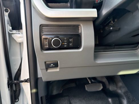 Used 2025 Ford F250 XL w/ XL Off-Road Package image 15