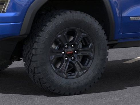 New 2025 GMC Canyon Elevation w/ Convenience Package image 9