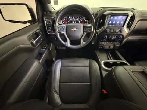 Used 2020 Chevrolet Silverado 1500 LTZ AWD/4WD image 37