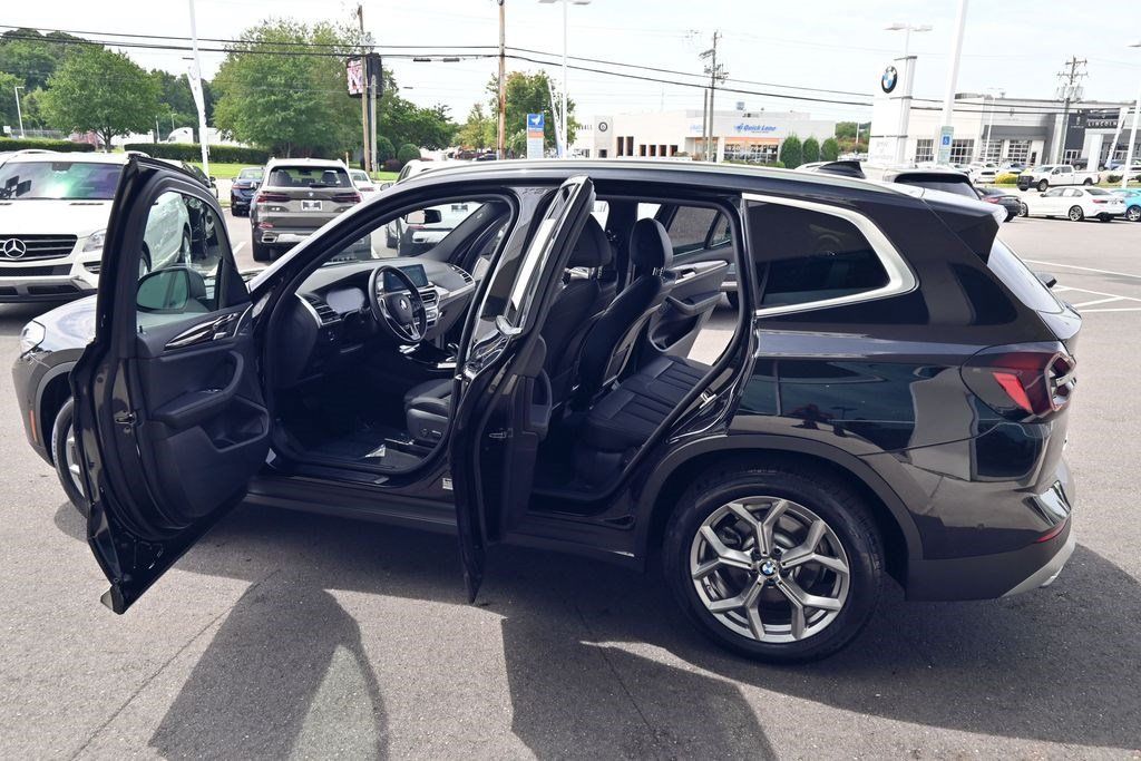 Used 2024 BMW X3 xDrive30i w/ Convenience Package AWD/4WD image 37