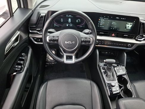 Certified 2023 Kia Sportage EX AWD/4WD image 11