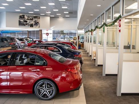 Used 2019 Mercedes-Benz E 450 4MATIC Cabriolet image 30